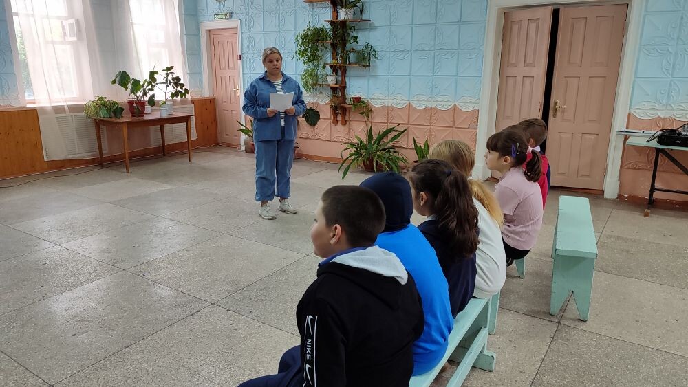 «Кто загадок много знает».